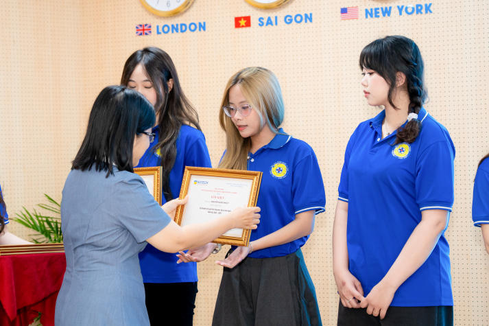 Sinh viên 5 tốt cấp Trung ương lan tỏa kinh nghiệm chinh phục danh hiệu đến sinh viên Khoa Thú y 88