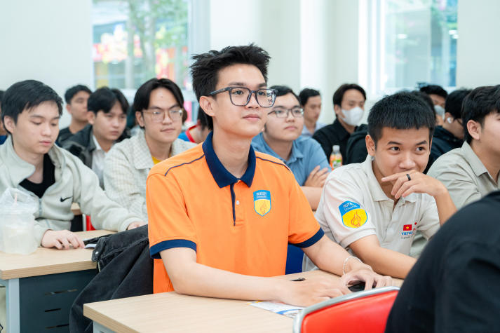 ​Fullstack đến Cloud & DevOps: Giải mã lộ trình nghề nghiệp thời AI cho sinh viên Công nghệ thông tin 38