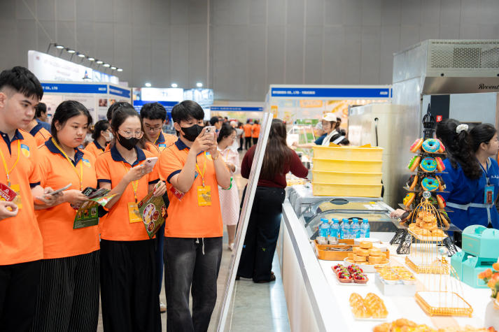 Vietnam Bakery Show 2025 - “lớp học thực tế” quy mô lớn dành cho sinh viên Công nghệ thực phẩm 23