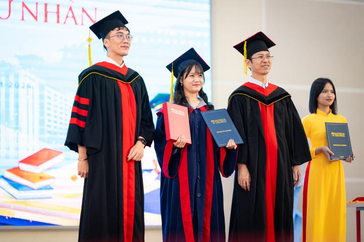 Hoa khôi Sinh viên Thế giới 2019 Nguyễn Thị Thanh Khoa dự định sẽ học tiếp thạc sĩ tại HUTECH 162