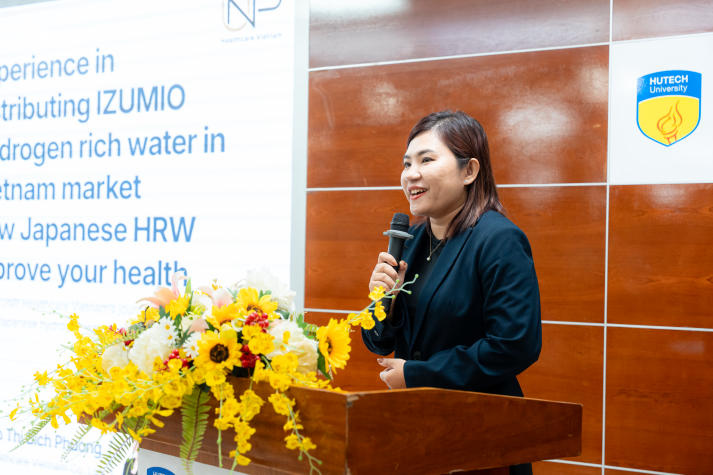 HUTECH và đối tác Nhật Bản tổ chức Hội thảo Hydro 2025: Thúc đẩy hợp tác nghiên cứu và ứng dụng trong chăm sóc sức khỏe 99