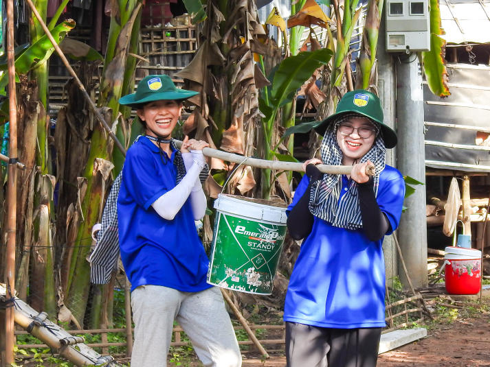 Mùa hè xanh HUTECH 2025: Bước chân tình nguyện, lan tỏa niềm tin 94