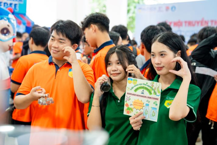 Ngày hội Truyền thống sinh viên HUTECH “Newbies Say Hi!” sẽ khai mạc vào ngày 29/9 tới 407