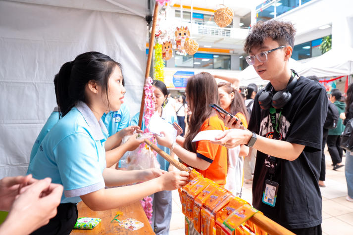 A burst of cultural colors at the Vietnam - Korea Cultural Festival 2025: Connection and integration 25