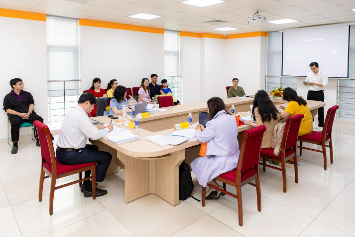 Nhiều sáng kiến giáo dục thực tiễn tại buổi bảo vệ luận văn Thạc sĩ ngành Ngôn ngữ Anh