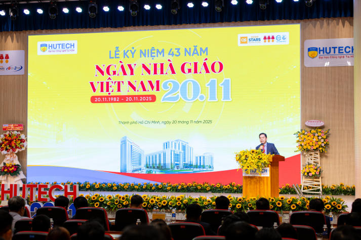 [Video] HUTECH long trọng công bố xếp hạng QS Ranking trong dịp Tri ân Nhà giáo 20/11 215
