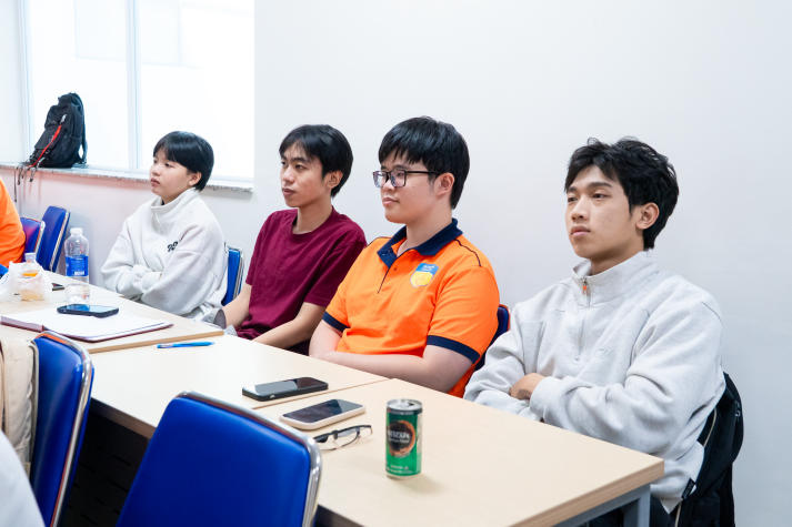 HUTECH students expand creative thinking and global connections through a workshop series with Philippine speakers 61