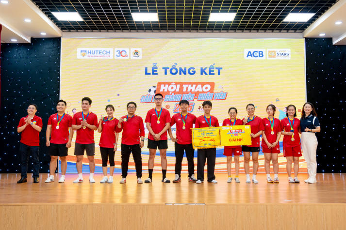 [Video] [Hội thao CB-GV-NV HUTECH 2025]: Khép lại mùa giải với những chiến thắng rực rỡ và tinh thần gắn kết 56