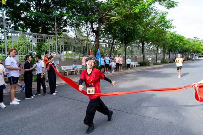 Viện Văn hóa - Nghệ Thuật - Thể thao sôi nổi khai mạc hội thao sinh viên và ký kết tài trợ cùng SaoViet Sport 31