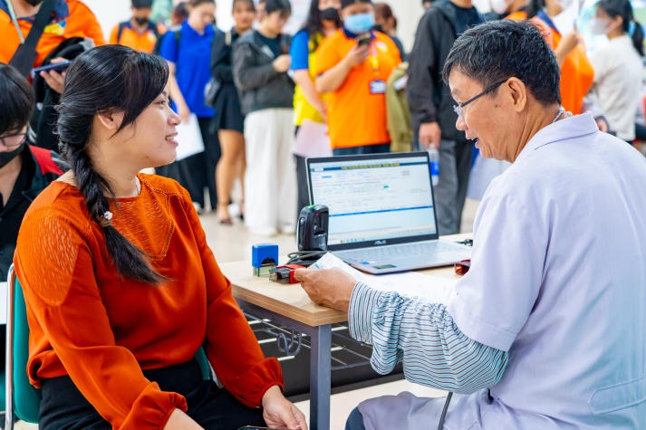 Cùng HUTECH-ers tiếp tục nêu cao tinh thần vì cộng đồng tại Ngày hội Hiến máu tình nguyện 13