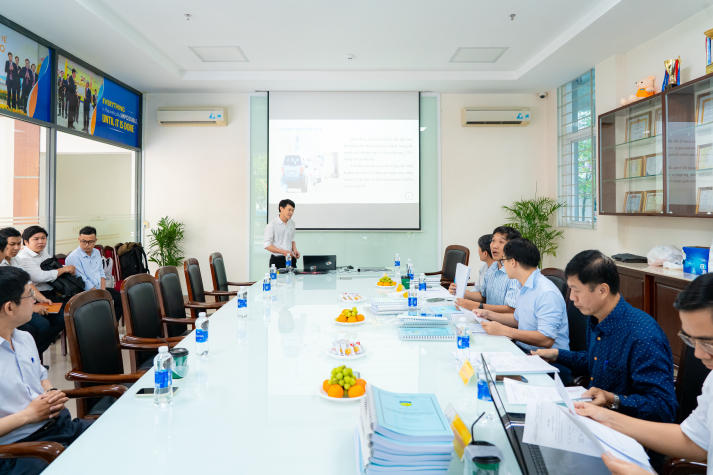 Nhiều giải pháp công nghệ cho phương tiện thế hệ mới tại buổi bảo vệ luận văn/đề án Thạc sĩ Kỹ thuật ô tô 46