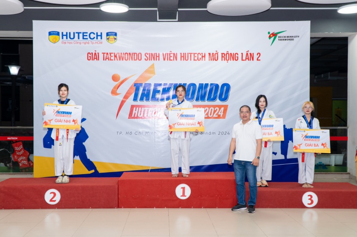 HUTECH giành giải Nhì toàn đoàn tại Taekwondo HUTECH Cup Open 2024 253