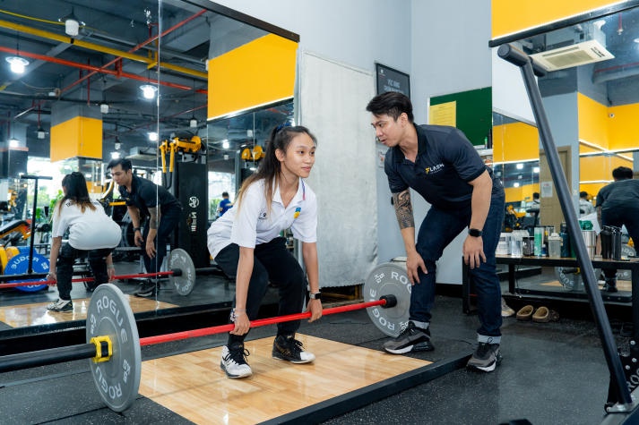 [Video] Sinh viên ngành Quản lý thể dục thể thao HUTECH trải nghiệm thực tế thú vị tại Công ty Flash Fitness 95