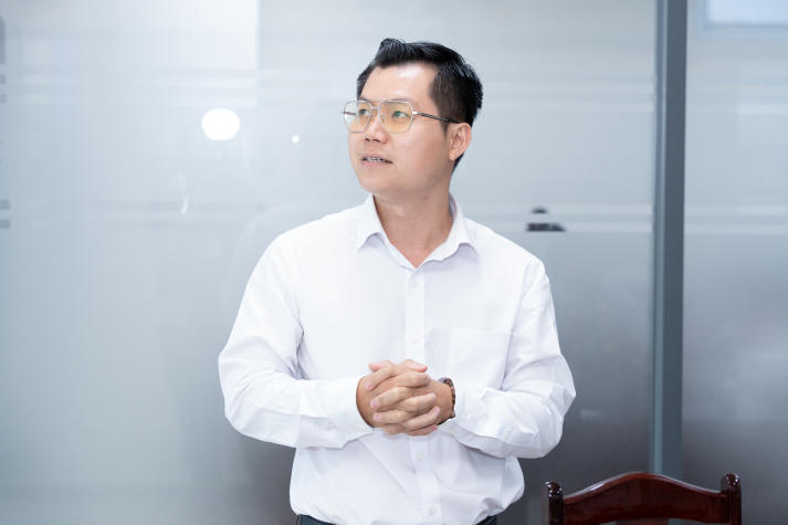 Tư duy pháp lý gắn liền thực tế được thể hiện tại buổi bảo vệ luận văn Thạc sĩ ngành Luật kinh tế 26