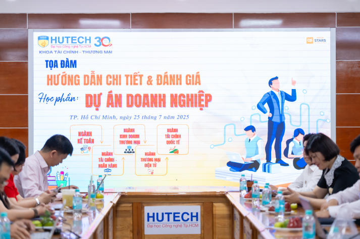 Khoa Tài chính - Thương mại thảo luận triển khai học phần Dự án doanh nghiệp cho khóa 2022 10