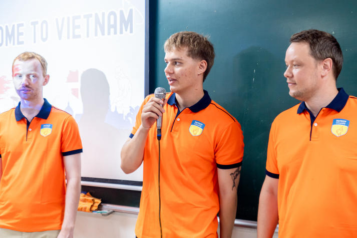 Sinh viên HUTECH giao lưu văn hóa cùng đoàn sinh viên quốc tế đến từ Đan Mạch 53