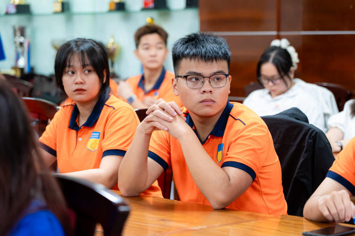 Sinh viên Khoa Quản trị kinh doanh trang bị kỹ năng tư duy phản biện, sẵn sàng chinh phục thách thức mới 36