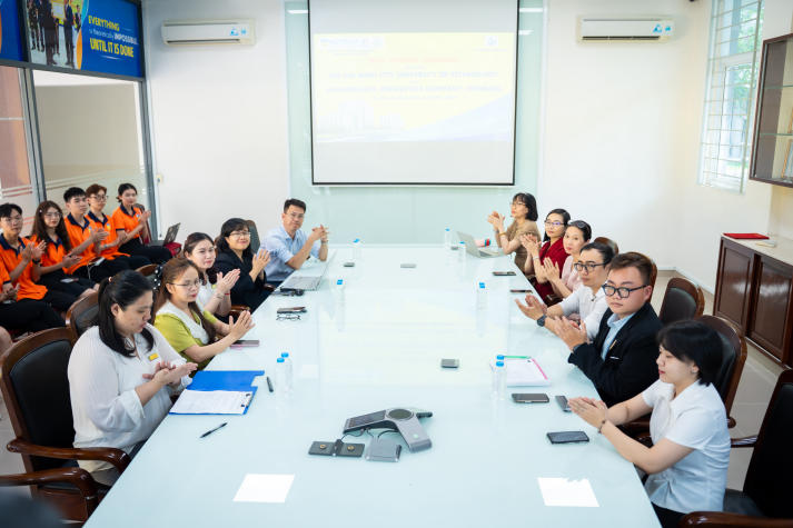 HUTECH ký kết MOU với Công ty Landbrugets Jobservices (Đan Mạch) thúc đẩy cơ hội nghề nghiệp quốc tế cho sinh viên Khoa Thú y - Chăn nuôi 8