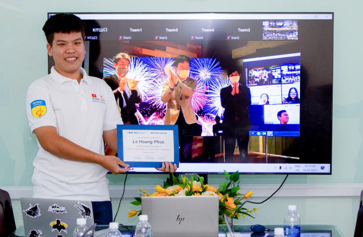 Sinh viên VJIT hào hứng với Workshop Quốc tế “Sri’s Introduction To Innovation” 49