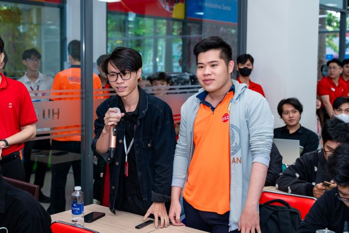 Sinh viên Công nghệ thông tin “bắt sóng” AI: Làm việc nhóm thông minh thời 4.0 89