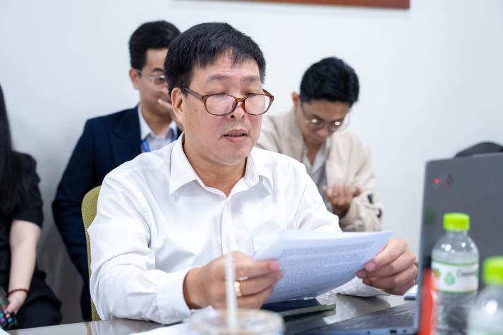 Học viên cao học Marketing phân tích hành vi số và xu hướng tiêu dùng mới 27