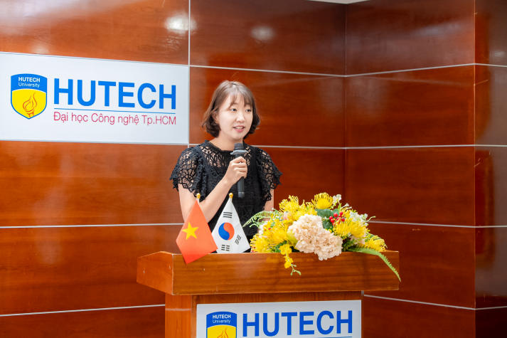 A burst of cultural colors at the Vietnam - Korea Cultural Festival 2025: Connection and integration 120