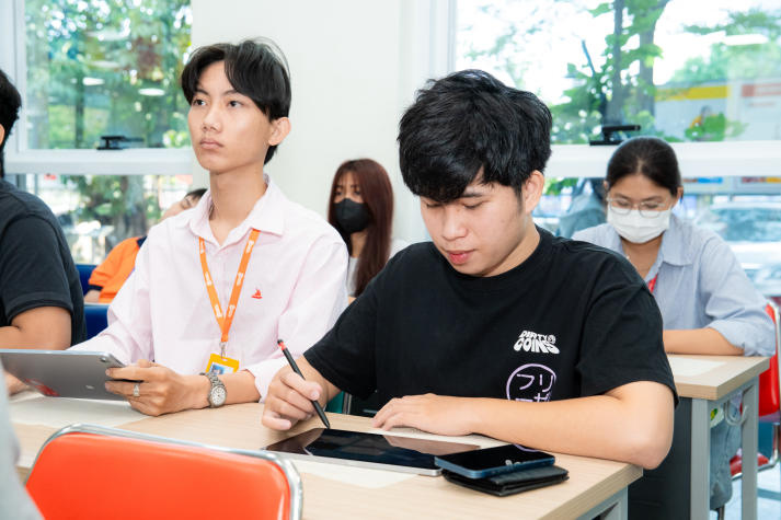 Sinh viên Công nghệ thông tin định hình lộ trình tương lai cùng Duy Luân Dễ Thương 63