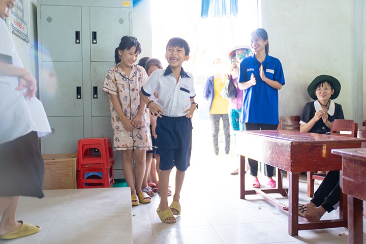 [Mùa hè xanh HUTECH 2023] Mặt trận Đồng Tháp hoàn thành công trình bê tông hóa đường nông thôn đầu tiên 68