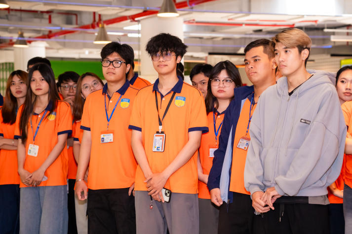 [Ảnh] Kiến tập tại C.P. Việt Nam: Cơ hội cọ xát thực tiễn cho sinh viên ngành Kinh tế quốc tế 92