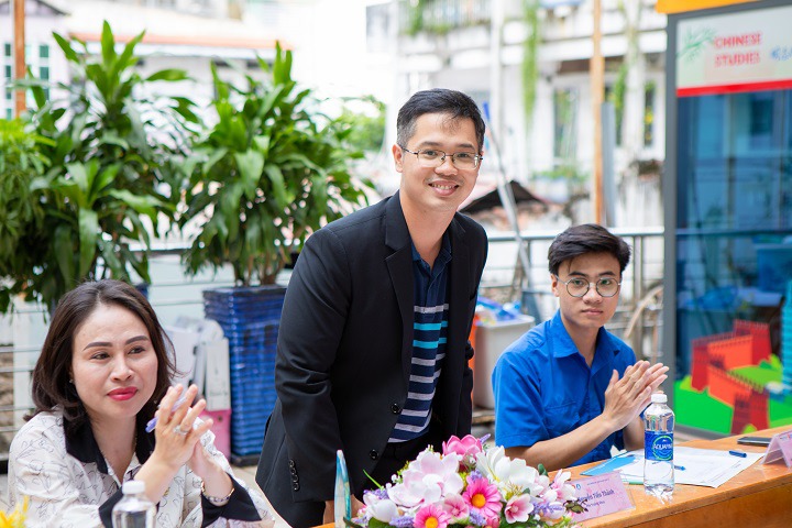 Sinh viên Khoa Marketing - Kinh doanh quốc tế thiết kế túi Tote tôn vinh nét đẹp người phụ nữ 14