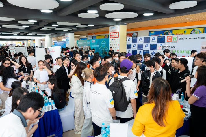 [Video] Sinh viên HUTECH săn hơn 1.500 đầu việc hấp dẫn tại Japan Job Fair 2024 85