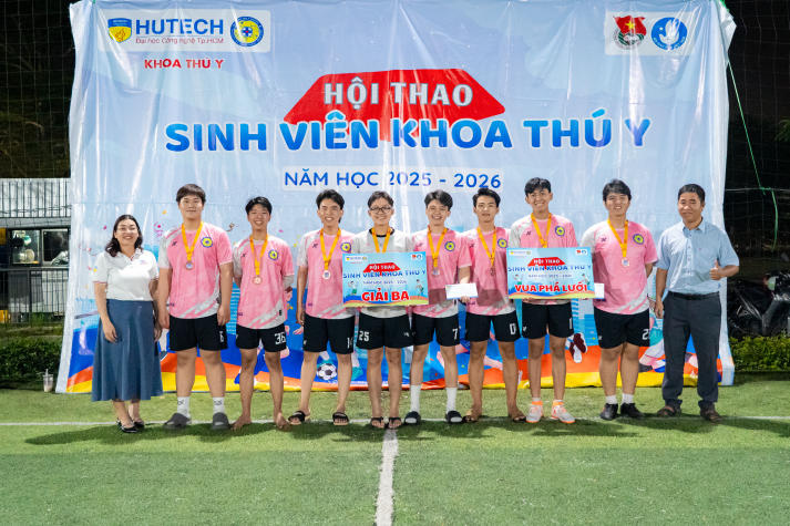 Bế mạc Hội thao Khoa Thú y năm học 2025-2026: Khép lại mùa giải sôi nổi, giàu tinh thần thể thao 72