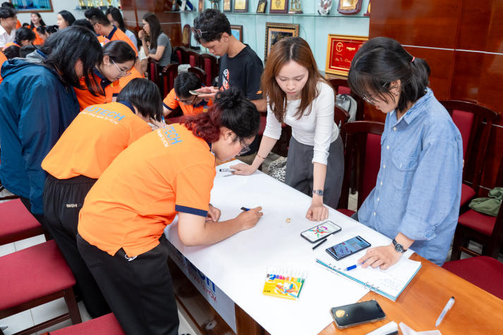 “Hiểu mình” đúng cách, HUTECH-ers thêm vững vàng trên hành trình học tập 129