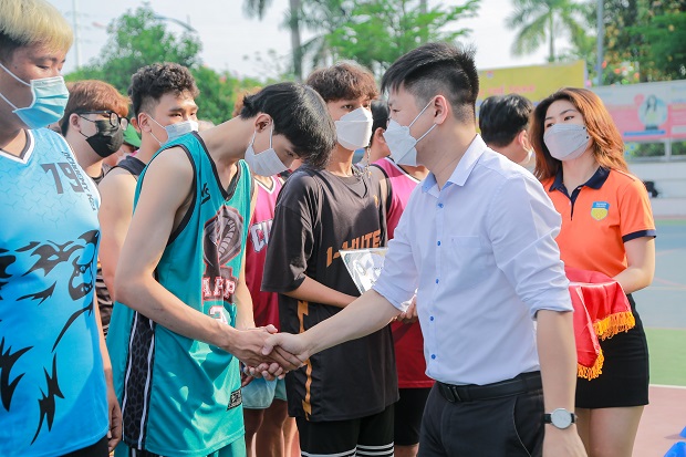 Giải Thể thao Chào đón Tân Sinh viên HUTECH chính thức khởi tranh môn Bóng chuyền và Bóng rổ 119