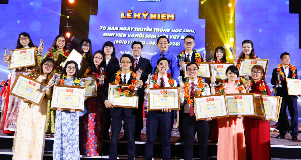 90 cá nhân, 03 tập thể “Sinh viên 5 tốt” cấp Trung ương của HUTECH được vinh danh tại Hà Nội 14