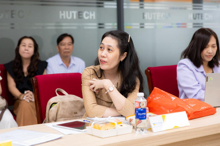 Nhiều sáng kiến giáo dục thực tiễn tại buổi bảo vệ luận văn Thạc sĩ ngành Ngôn ngữ Anh 33