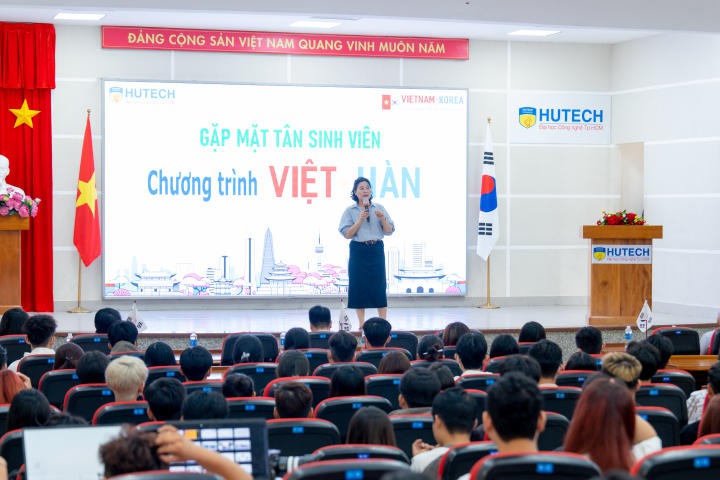 Viện Công nghệ Việt - Hàn HUTECH chào đón "tân binh" gia nhập mái nhà chung 39