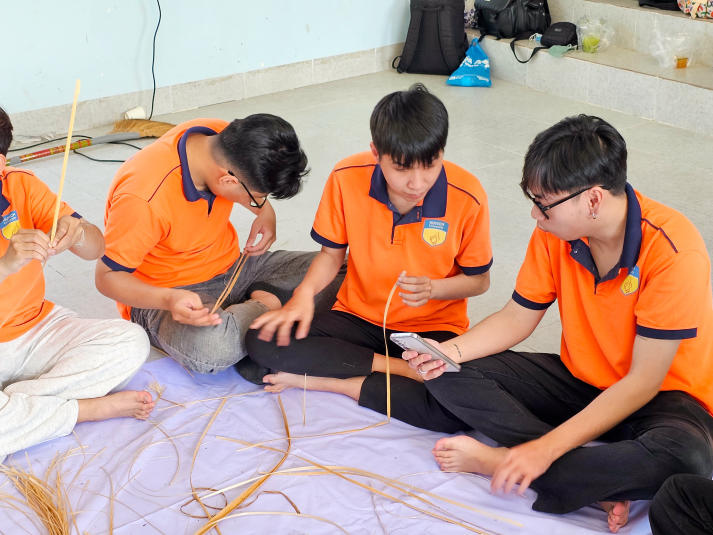 Tuổi trẻ Khoa Quản trị Du lịch - Nhà hàng - Khách sạn mang xuân đến vùng đất nghĩa tình 28