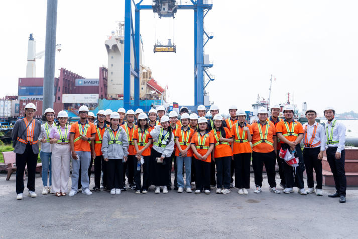 [HUTECH 30 năm] Khẳng định giá trị với mô hình Đại học - Doanh nghiệp 55