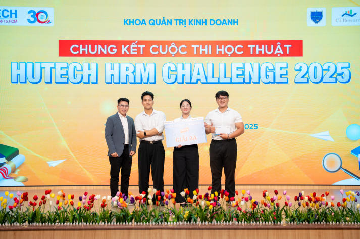 Thử sức cùng HRM Challenge, sinh viên HUTECH làm chủ kỹ năng nhân sự trong kỷ nguyên số 223