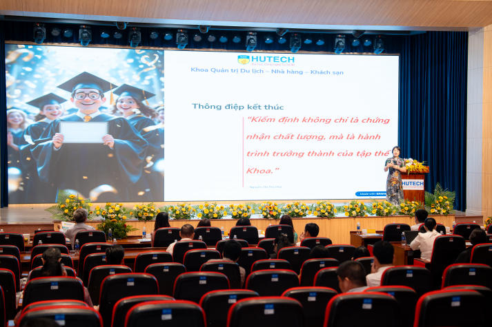 [Video] HUTECH tổng kết hành trình 5 năm đảm bảo chất lượng: Khẳng định bản lĩnh, định hình tương lai 55