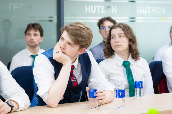 HUTECH welcomes students from University of Groningen for international academic exchange 66