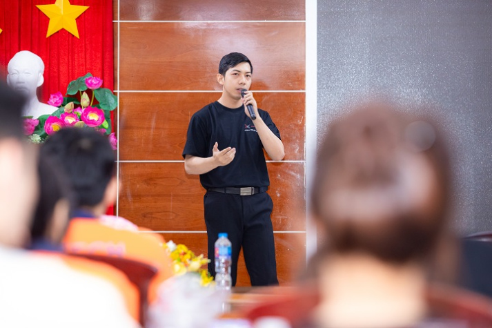 Sinh viên Khoa Marketing - Kinh doanh quốc tế bứt phá tư duy marketing trong kỷ nguyên Blockchain và AI 16