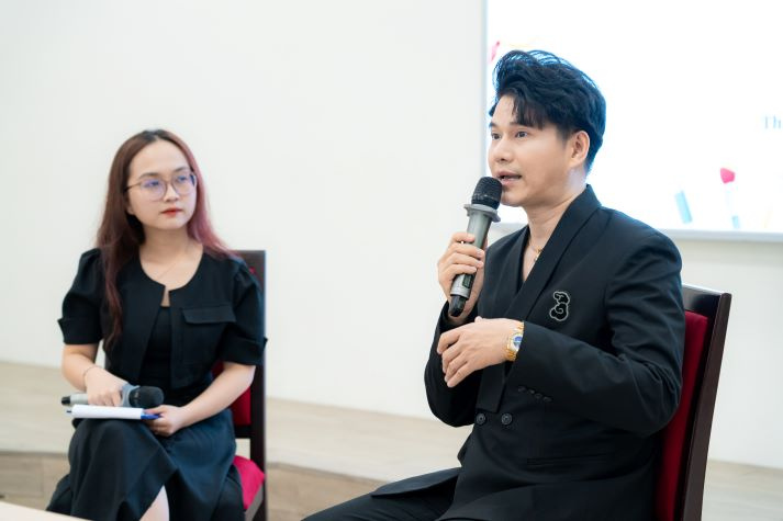 Sinh viên Công nghệ thông tin khai phá kỹ năng giao tiếp cùng MC Vũ Mạnh Cường 27