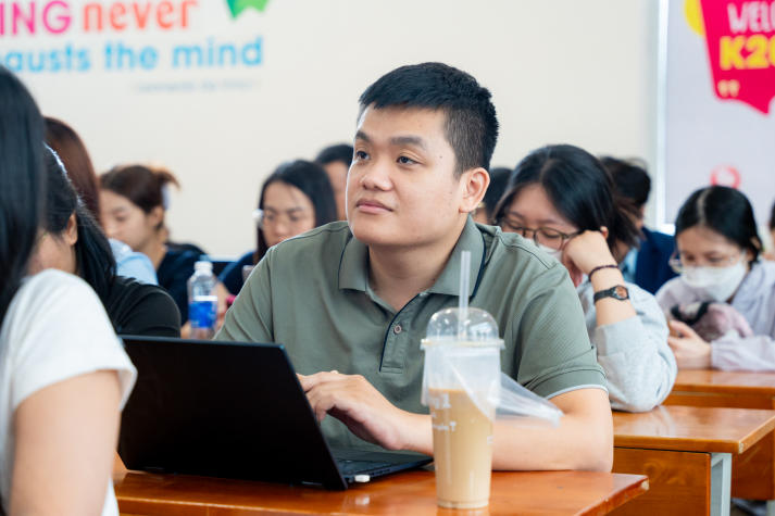 Sinh viên Khoa Tiếng Anh phá vỡ khuôn mẫu, mở rộng tư duy với văn học Mỹ hiện đại 29