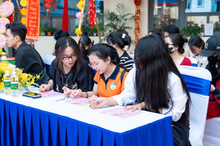 Độc đáo nét đẹp văn hoá tại “Tết Nguyên Phong” của sinh viên Quản trị Du lịch - Nhà hàng - Khách sạn 62