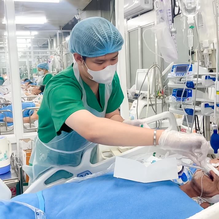 Sinh viên Khóa 22 ngành Điều dưỡng HUTECH tích lũy kinh nghiệm thực tiễn tại Bệnh viện Chợ Rẫy 20