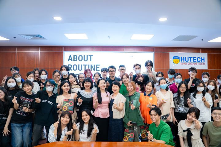 Cuộc thi “From Vietnam With Love” chính thức phát động, sinh viên Thiết kế thời trang HUTECH có cơ hội thể hiện tài năng 96