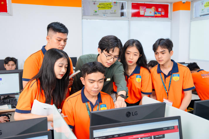 [Hướng nghiệp 2026] Thời đại mới - thị trường mới: Những cánh cửa nghề nghiệp mở rộng cho thế hệ làm Marketing 33