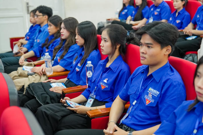 Đại hội Đại biểu Đoàn TNCS Hồ Chí Minh Khoa Tài chính - Thương mại lần thứ VII thành công rực rỡ 146